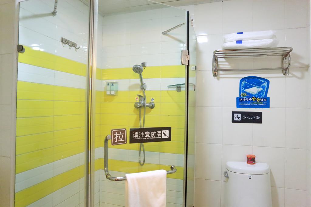7Days Inn Hangzhou West Lake Hubin Room photo